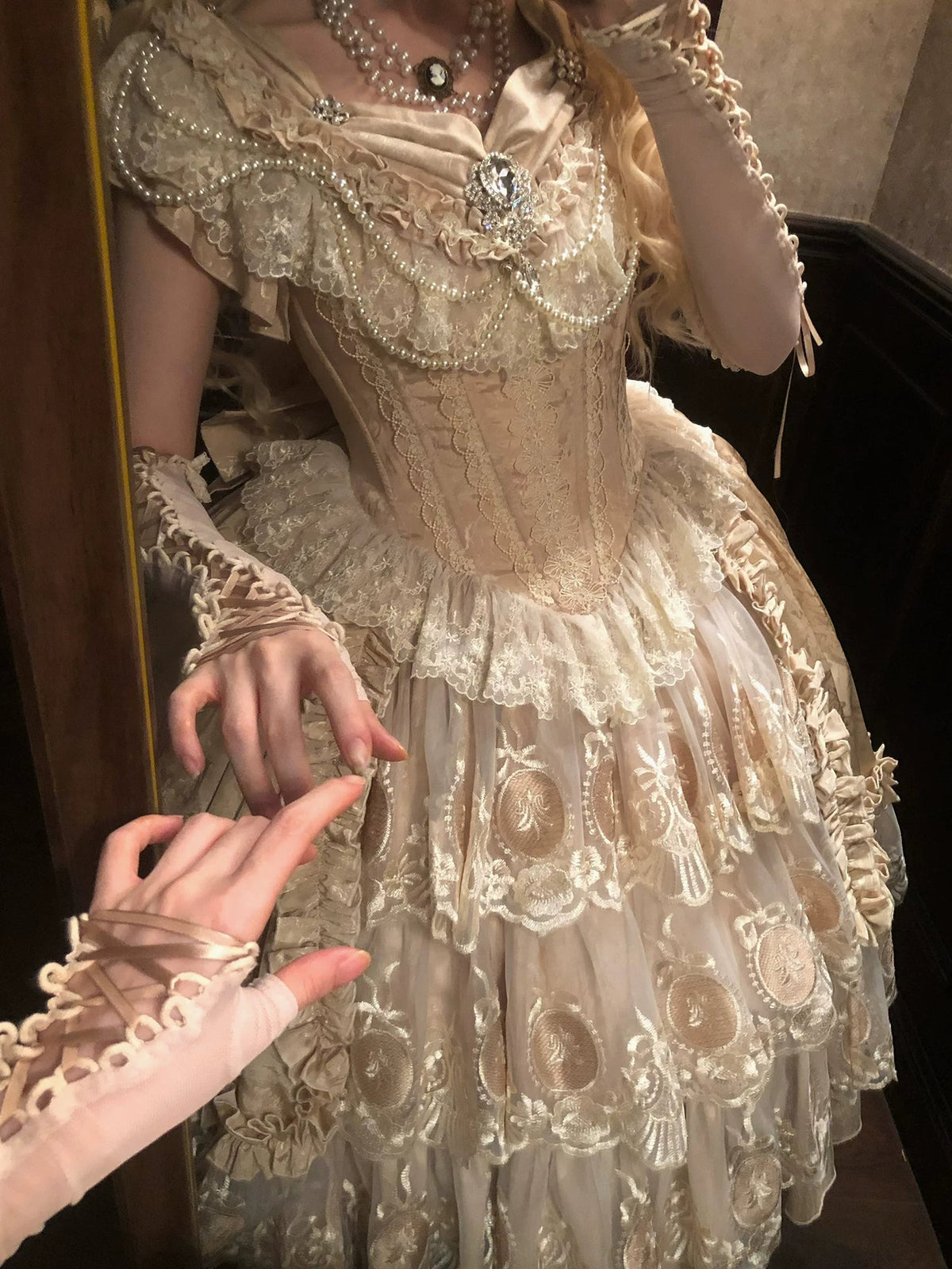 Bourbon Rose Ivory Fan Lace Embroidery Classic Lolita OP Dress - LolitaEra