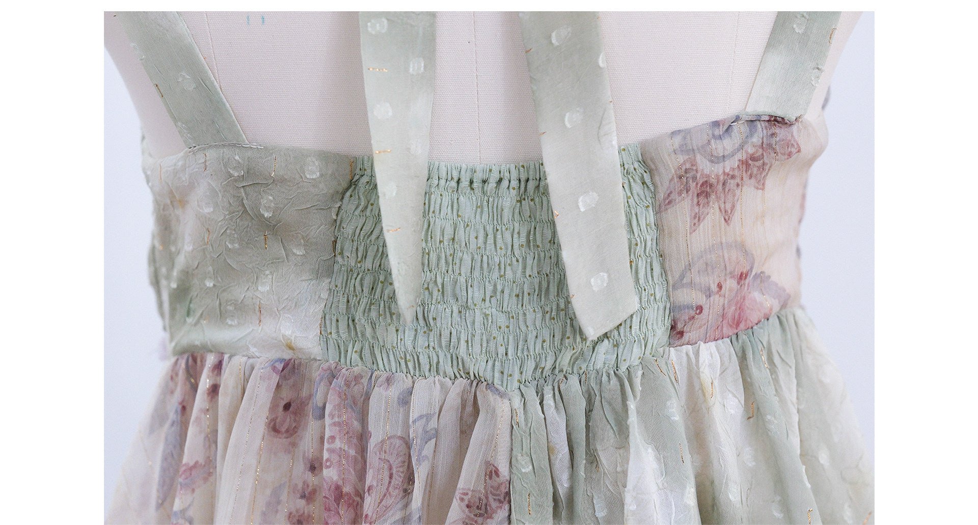 Creeping Vines Sage Green Floral Gold Thread Halter Top Skirt Mori Set - LolitaEra