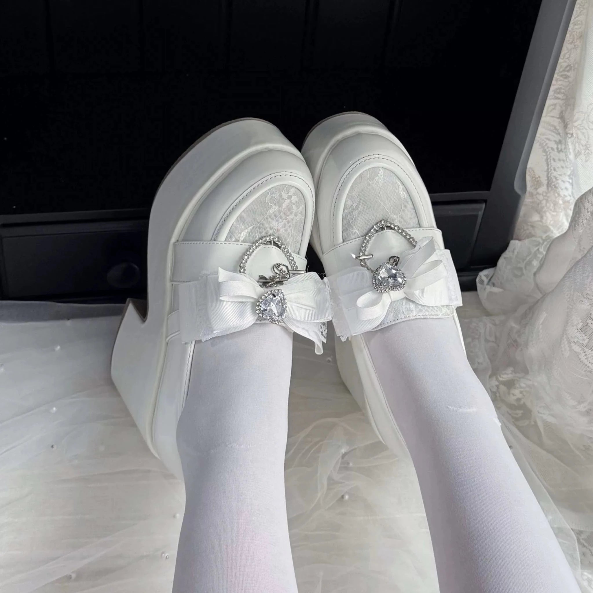 Dream Heartbeat Lace Bow Jewel Buckle Lolita Platform Shoes - LolitaEra