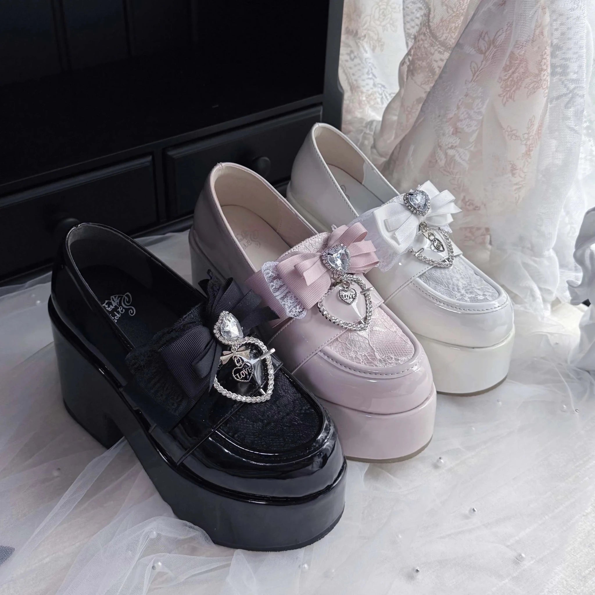 Dream Heartbeat Lace Bow Jewel Buckle Lolita Platform Shoes - LolitaEra
