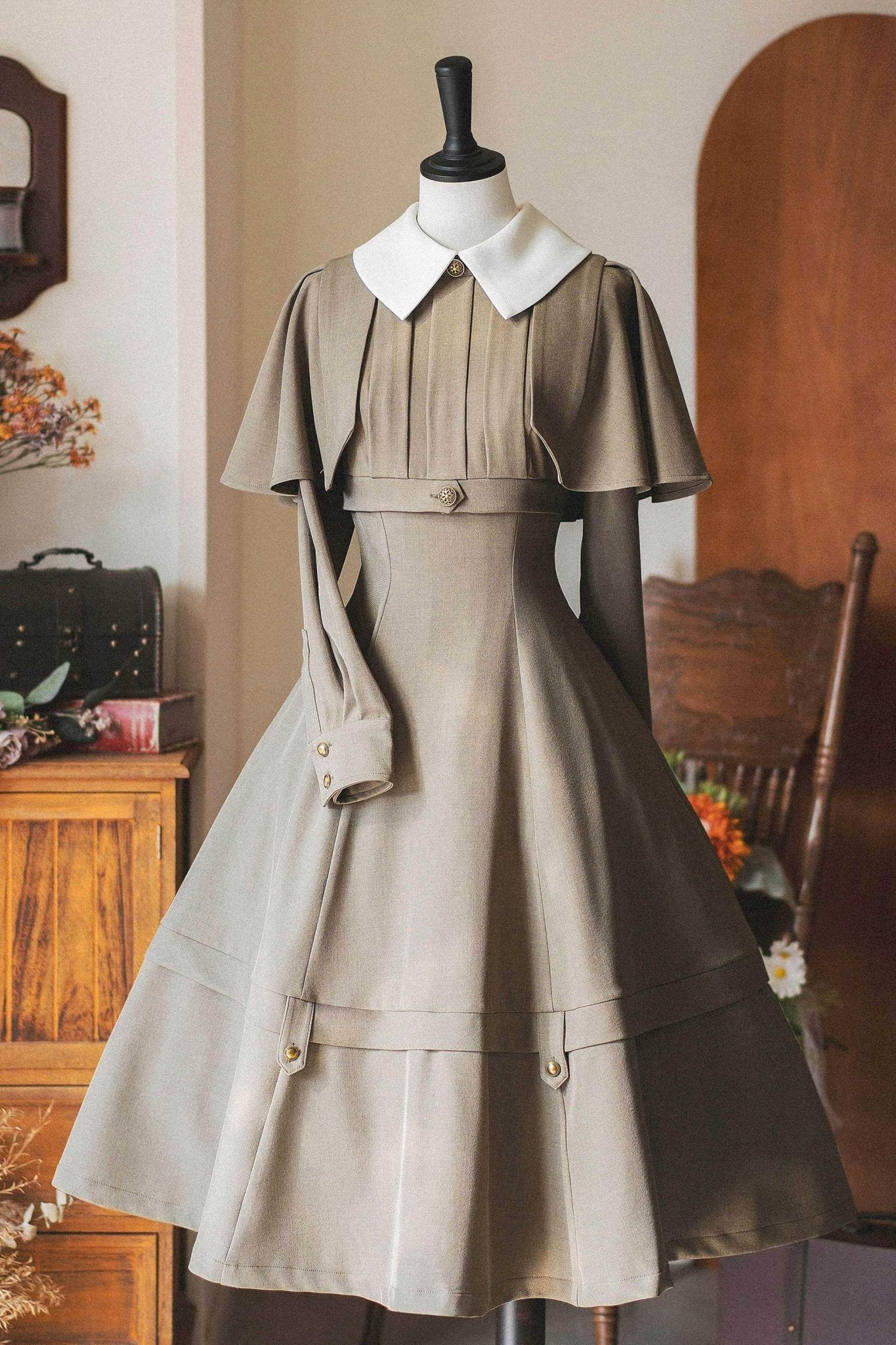 Forest Antique Chest Classic Lolita Dress 1254 - LolitaEraKhakiSForest Antique Chest Classic Lolita Dress 1254