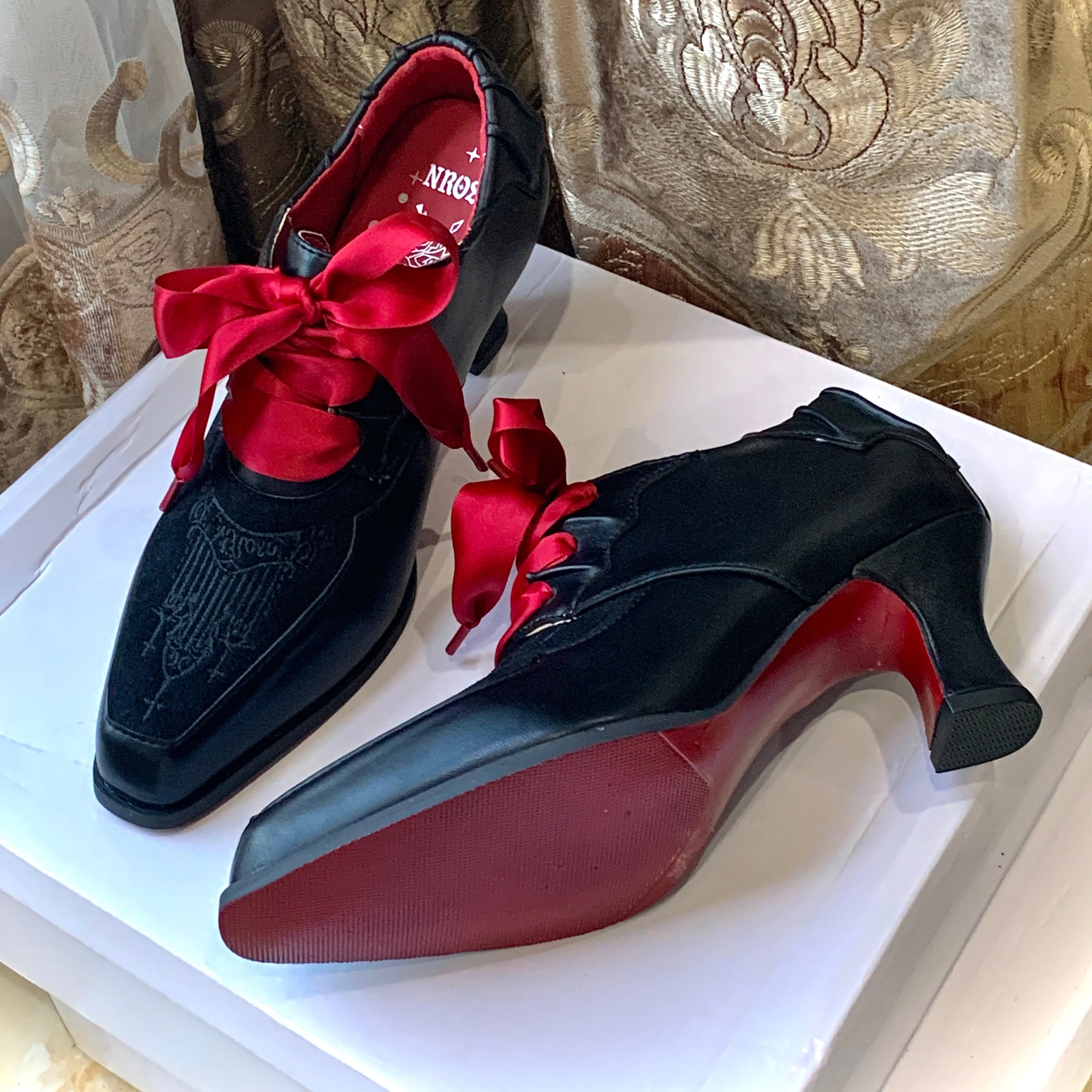 Full Payment Dark Night Pilgrimage Gothic Dark Vampire Retro British Prince Style High-Heeled Women's Shoes Original Design