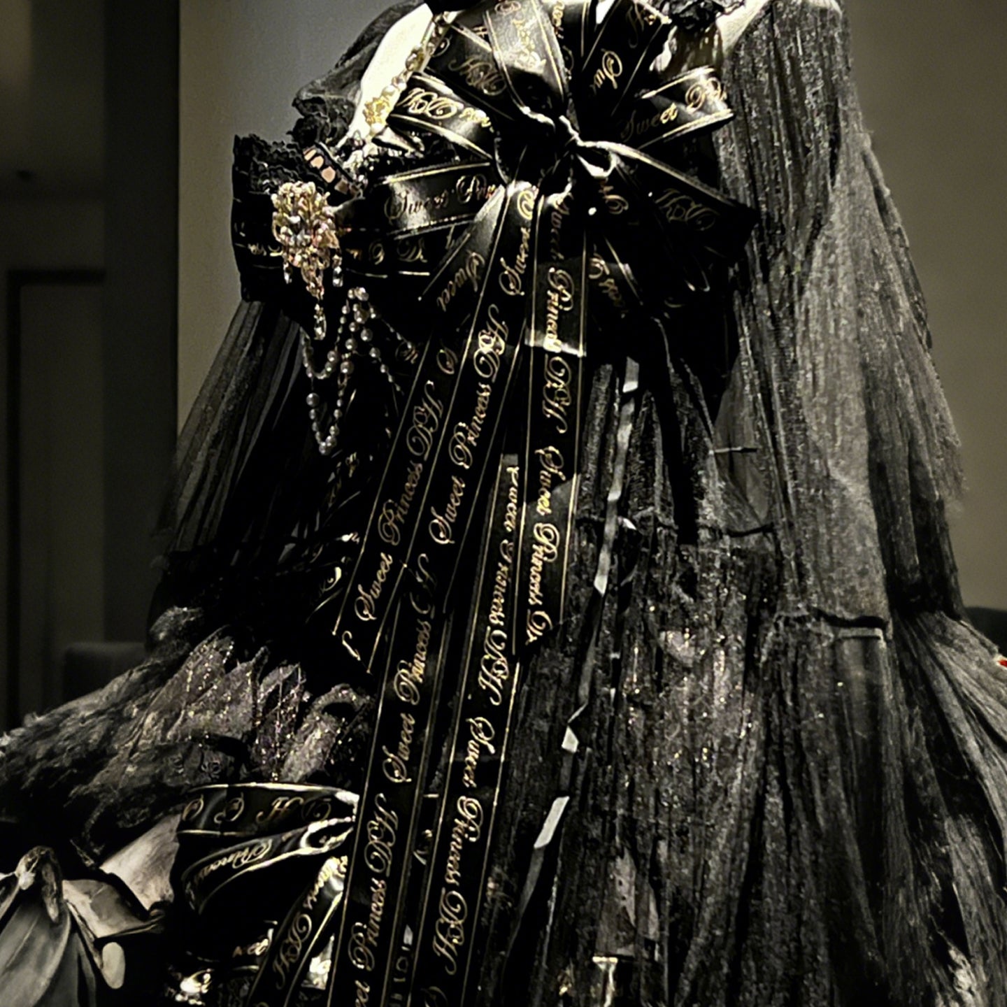 Golden Obsidian Night Black Evening Princess Dress - LolitaEraBlack BadgeSGolden Obsidian Night Black Evening Princess Dress