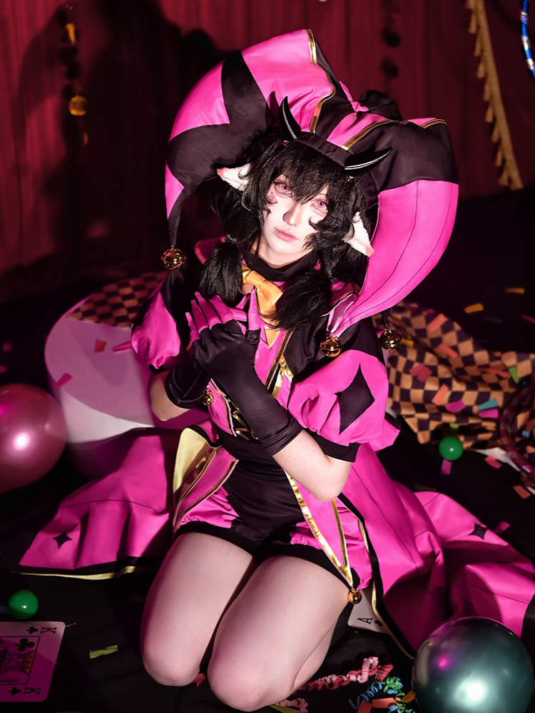 Halloween Cosplay Costume Set with Overskirt Hat and Gloves - LolitaEra