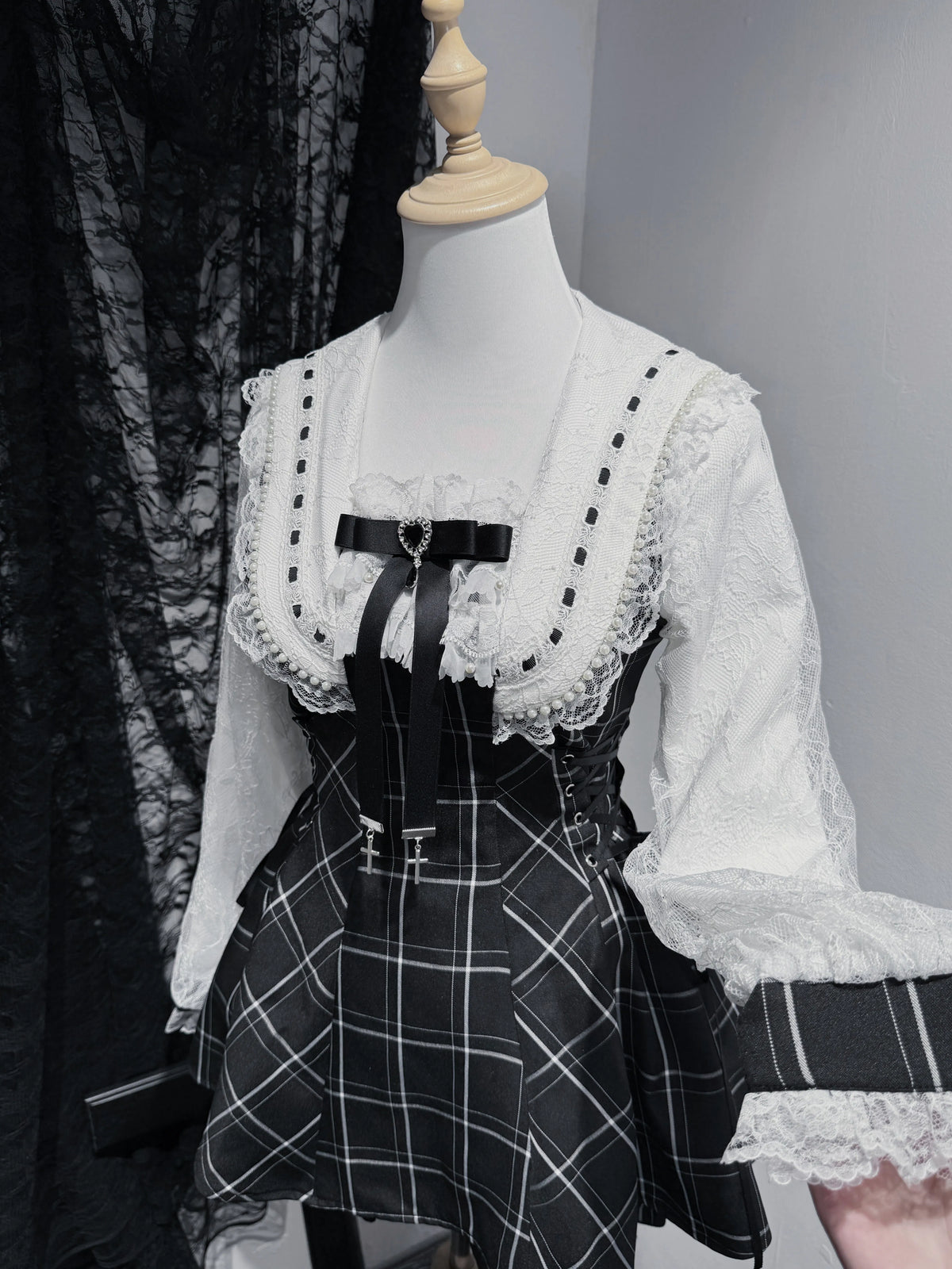 Genuine design set, long-sleeve with bow pearl