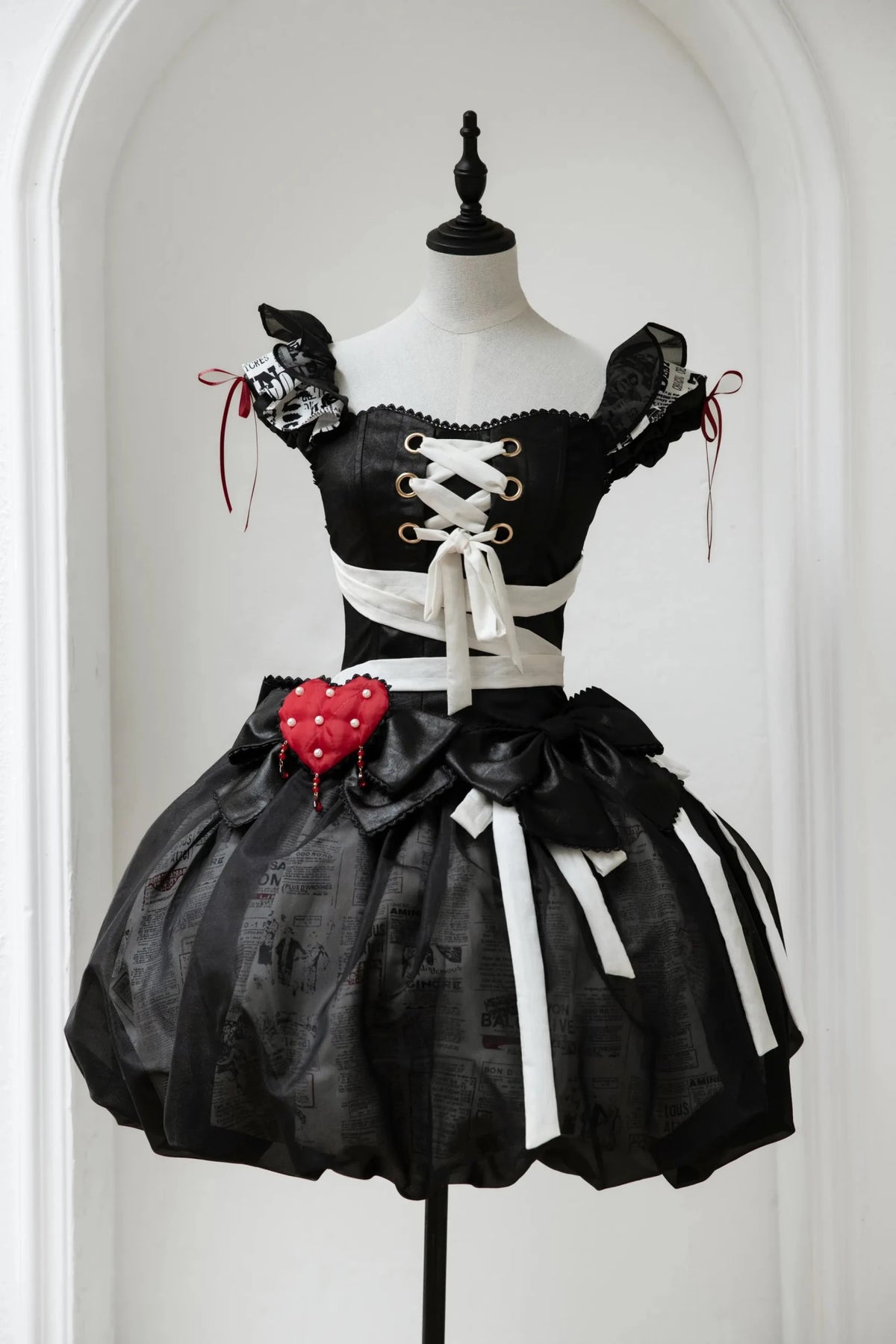 Heart Theatre Gothic Grotesque Lolita OP Dress - LolitaEra