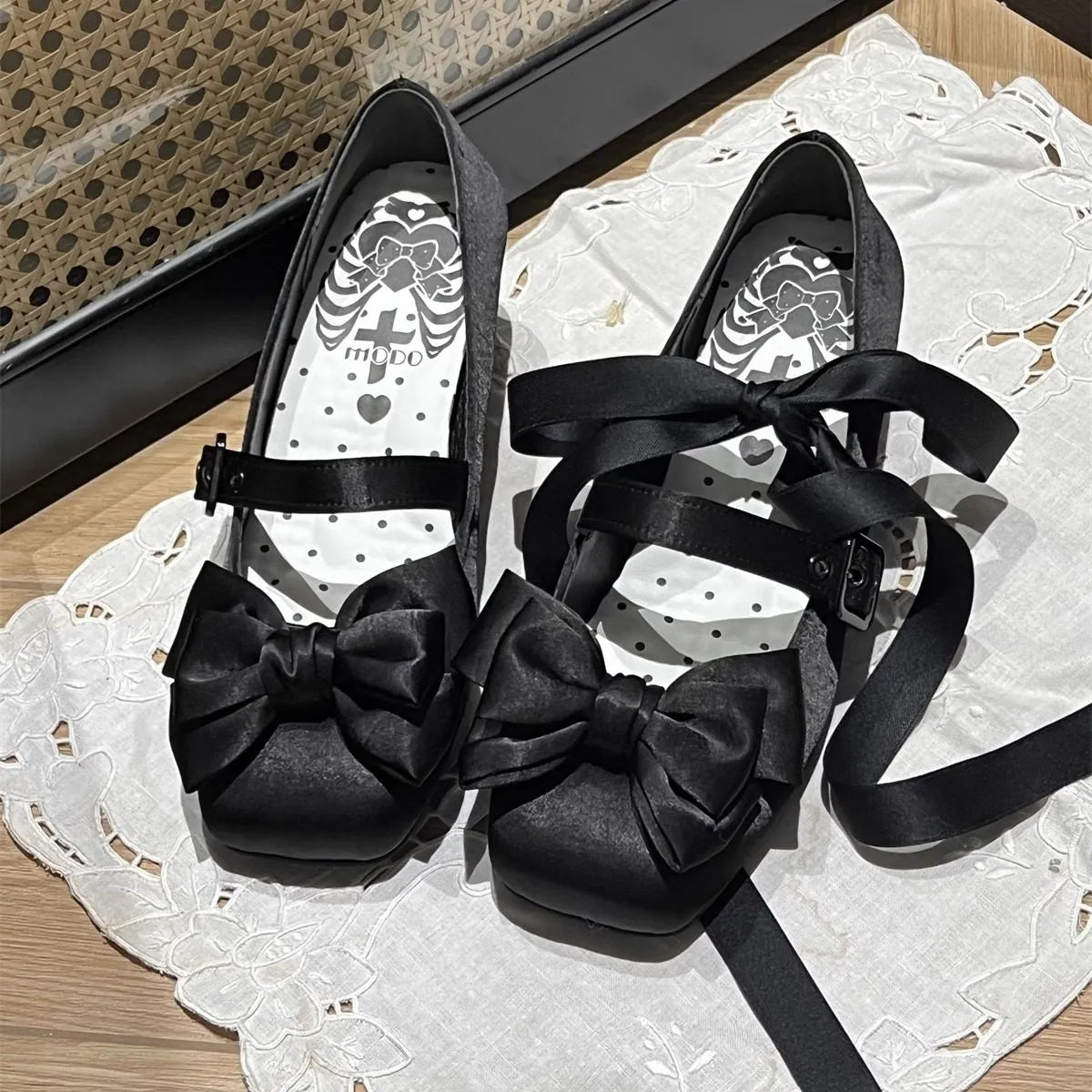 Genuine shoes square toe, (Physicals), Lolita style