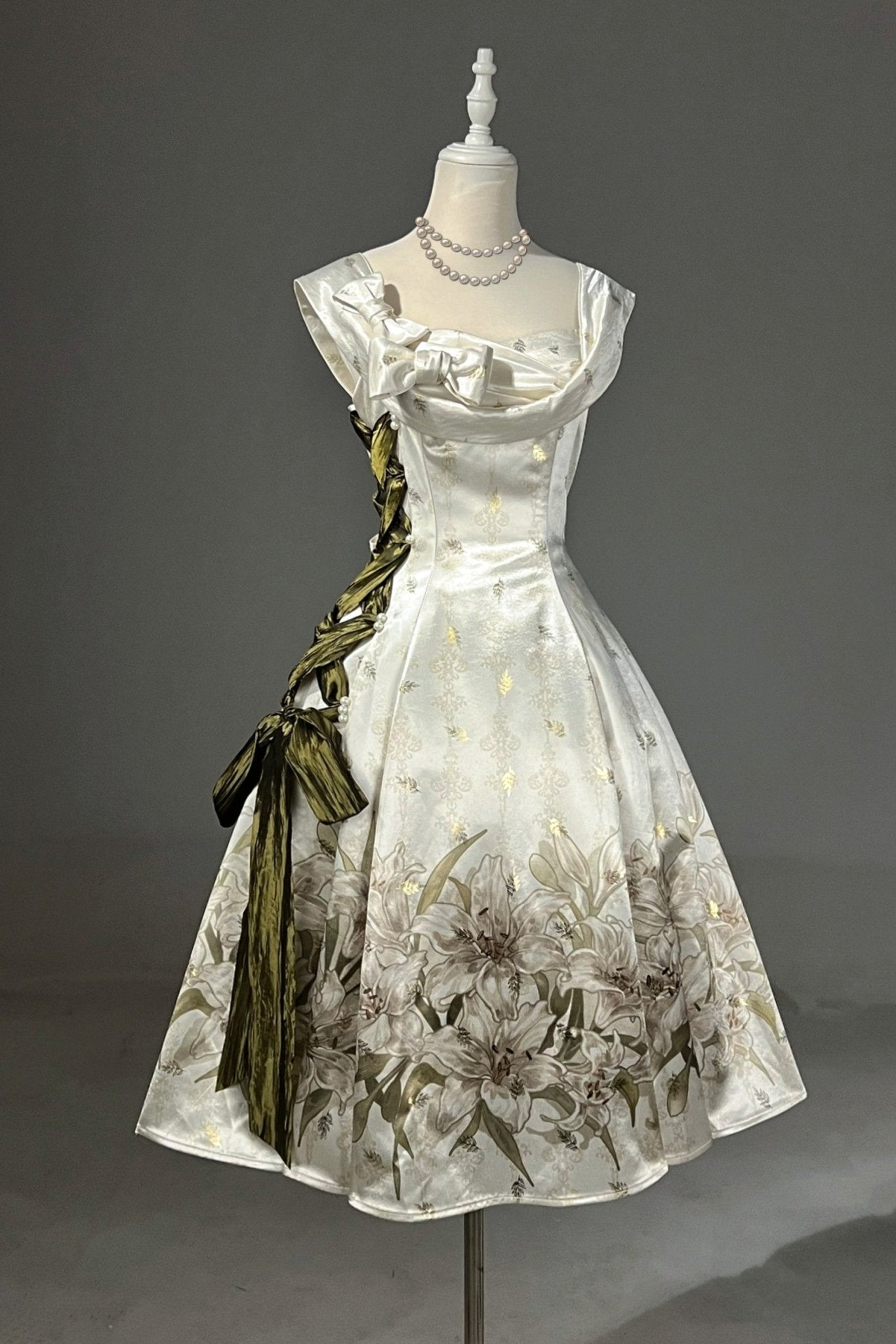 Ivory Gold Lily Print Elegant Classic Lolita Dress - LolitaEra
