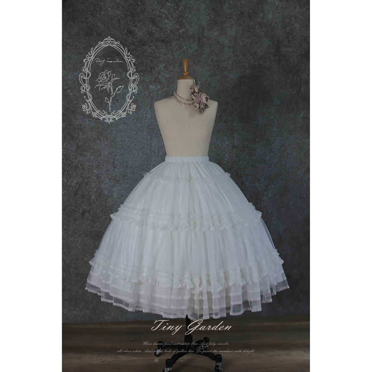 Jardin Garden Mesh Lace Trim Elegant Full Skirt Petticoat Lolita