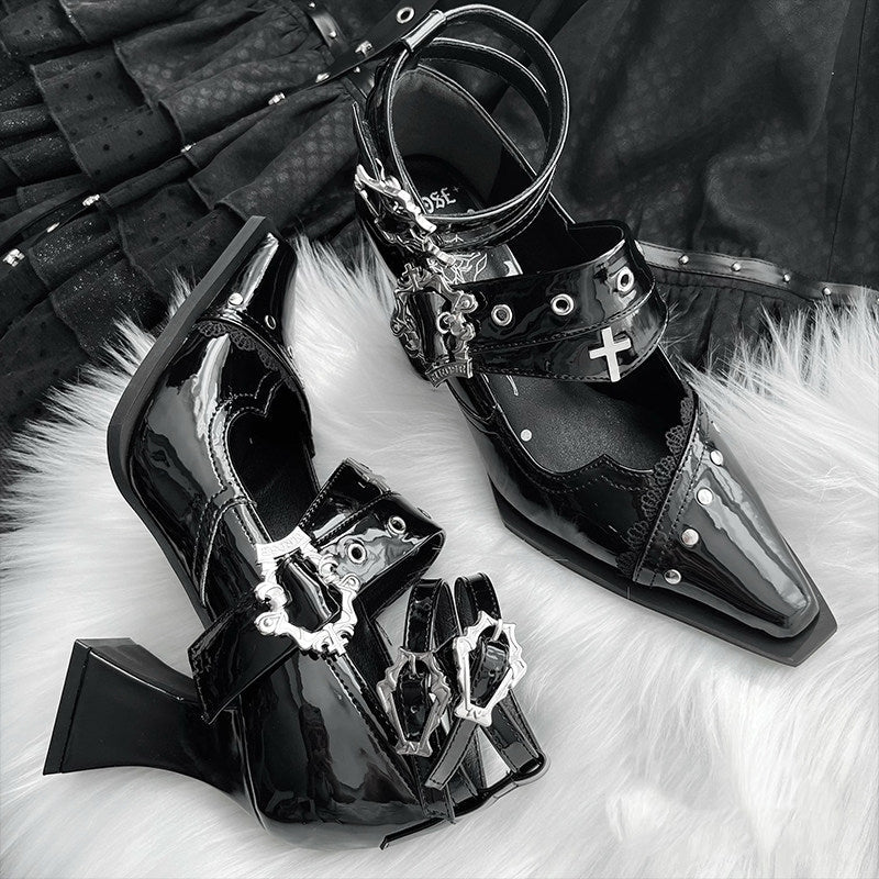 Night Visit Gothic Pointed Toe High Heels - LolitaEraCracked Black 8.5cm34Night Visit Gothic Pointed Toe High Heels