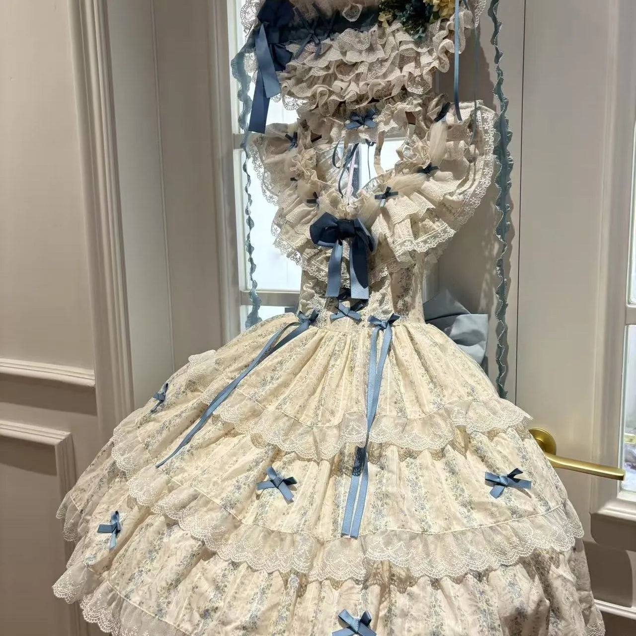 渔老板 Genuine blue detachable hair accessory, flowered, Lolita style