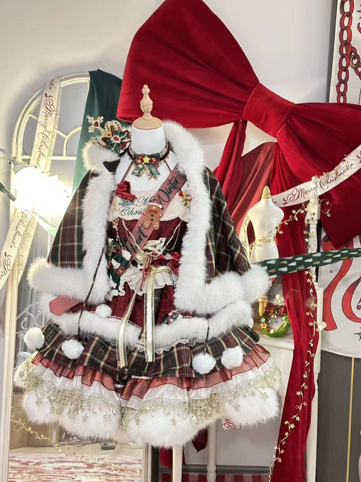 Passionate Snow Night Christmas Style Lolita Dress & Cape Set - LolitaEra