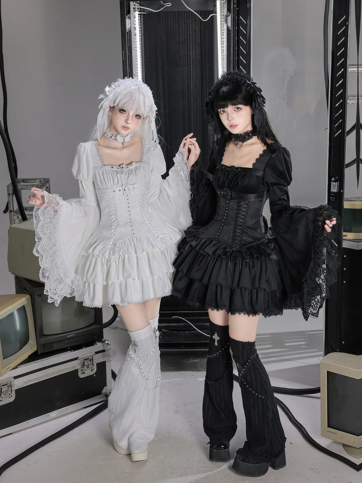Letters and Poems · White Night Feather | WP Original Sub-brand Sweet & Cool Princess Sleeve Square Neck Ultra-short Dress Leg Warmers Twin Set Autumn