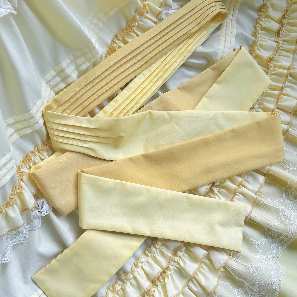 Vintage Classic Lolita Gradient Cream Yellow JSK Dress - LolitaEra