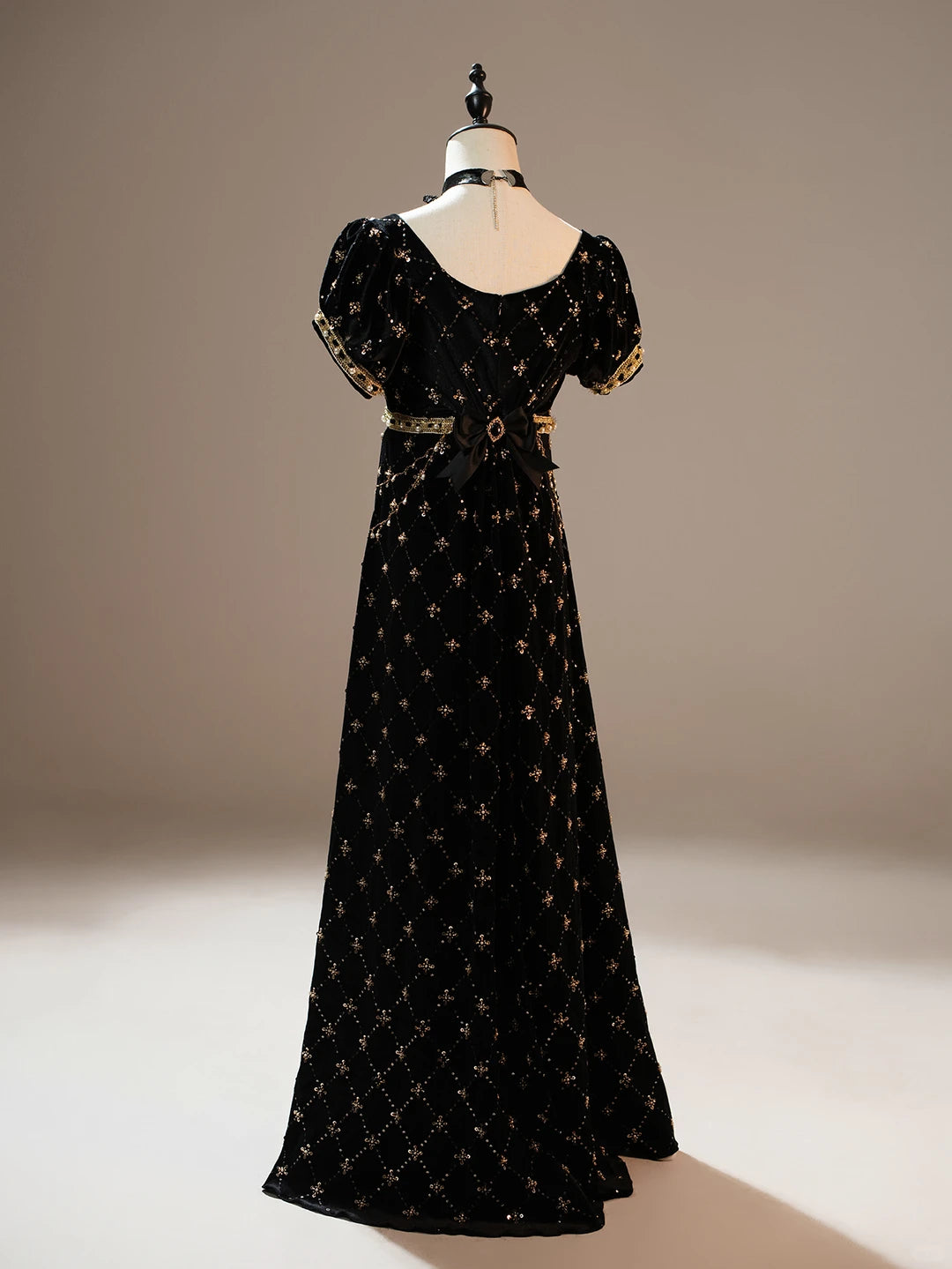 Mirror of Falling Stars Lolita Black Gold Velvet Empire Dress