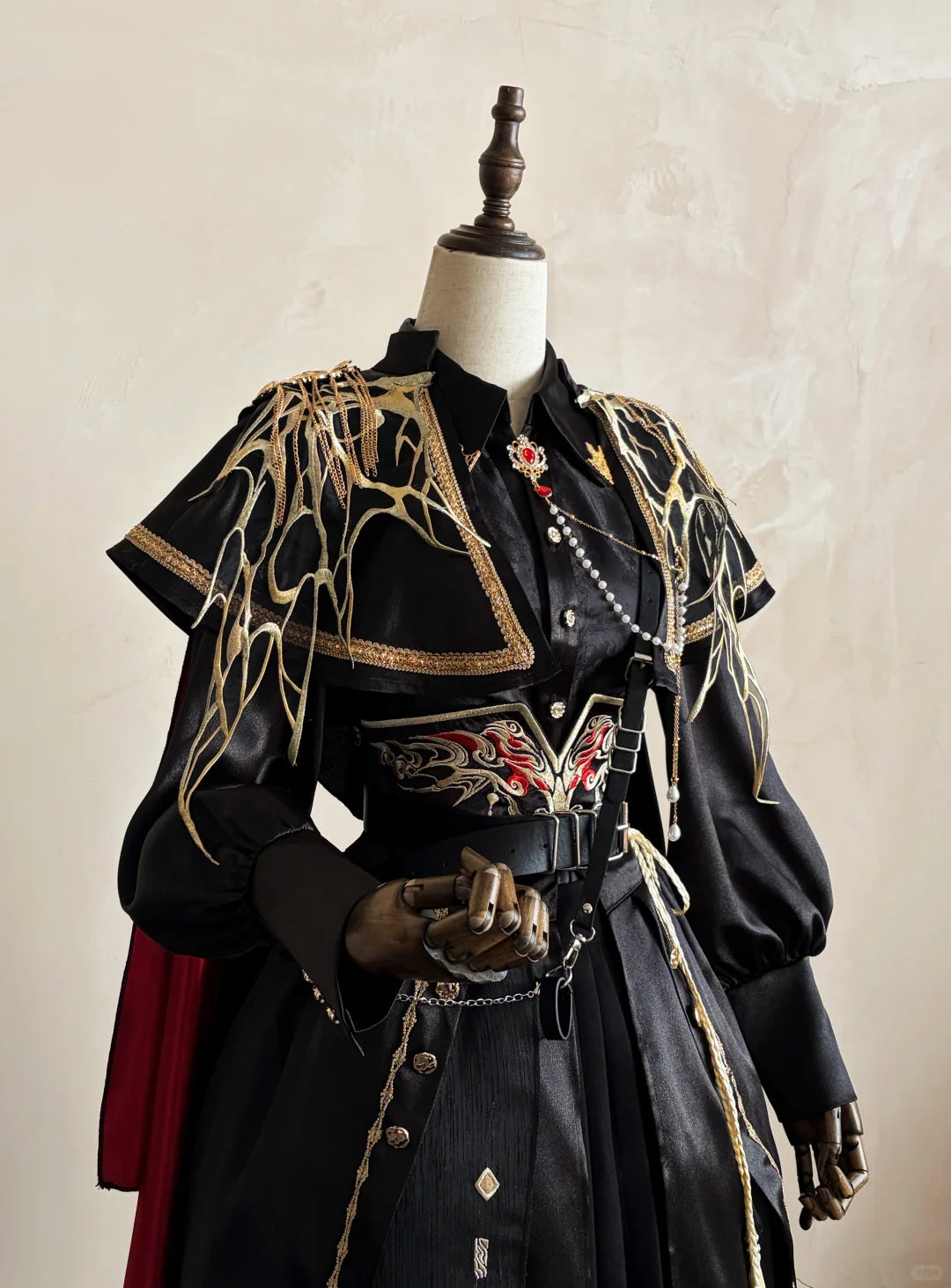 Dragon Radiance · Crimson Dawn Cosplay Set