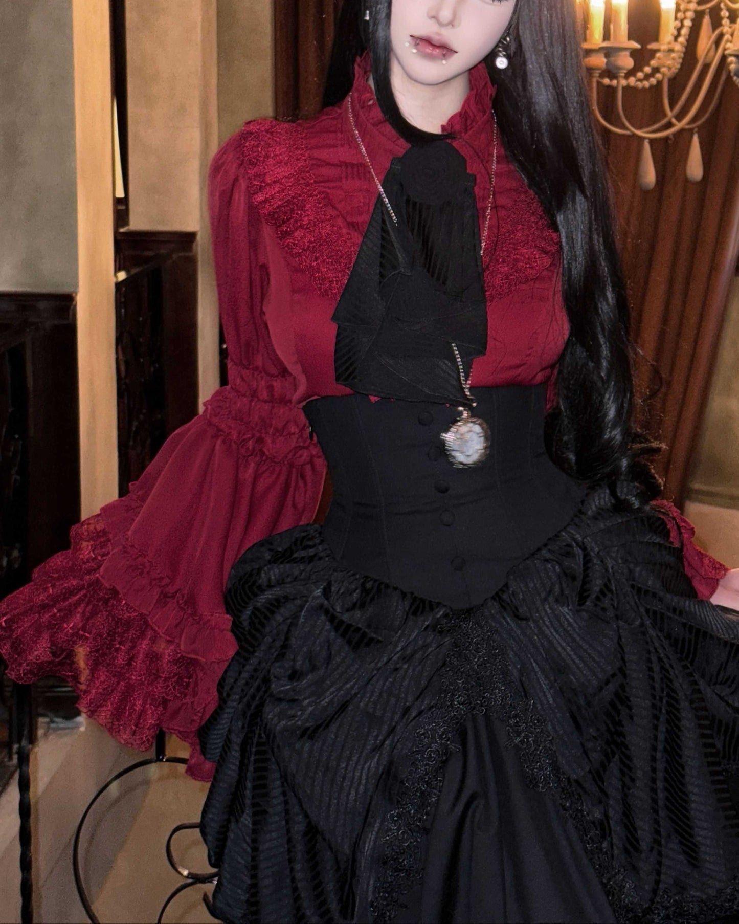 Lolita Gothic Vintage  Hime Sleeve Blouse LE1013