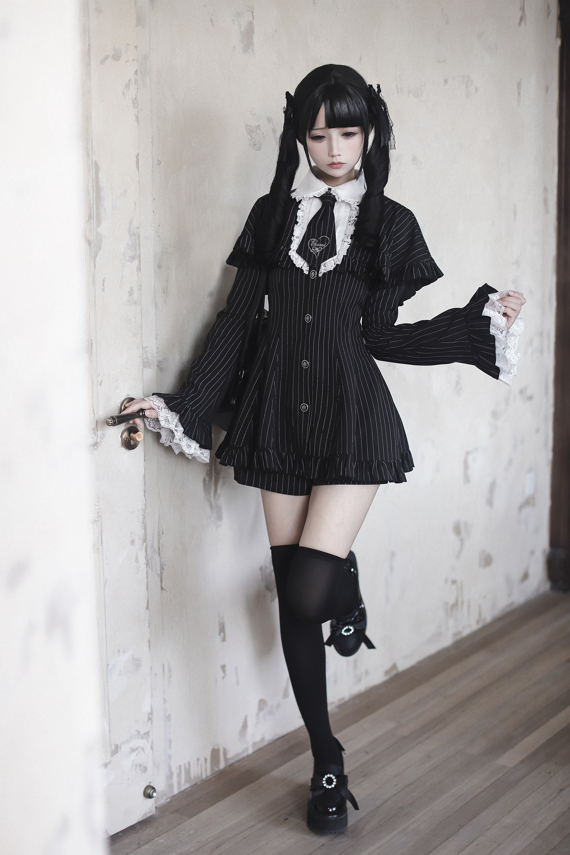 [Limited Edition: June 17] Night View Forest Striped Princess Jirai Kei Set