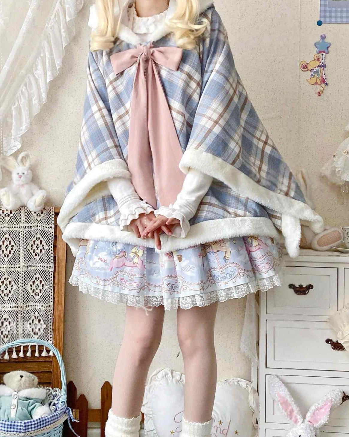 Lolita Plaid Cape Coat LE1007