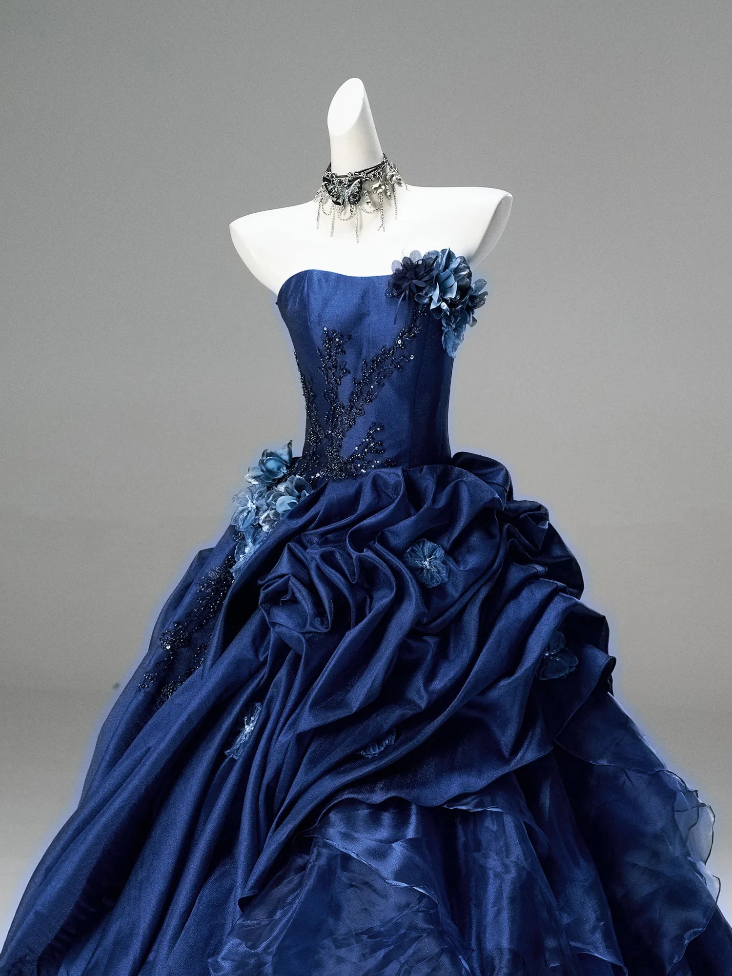 Cross Queen | "Kiss of the Falling Ice" 25th Birthday Art Exam Gradient Vintage Music-Generating Coming-of-Age Ceremony Gown