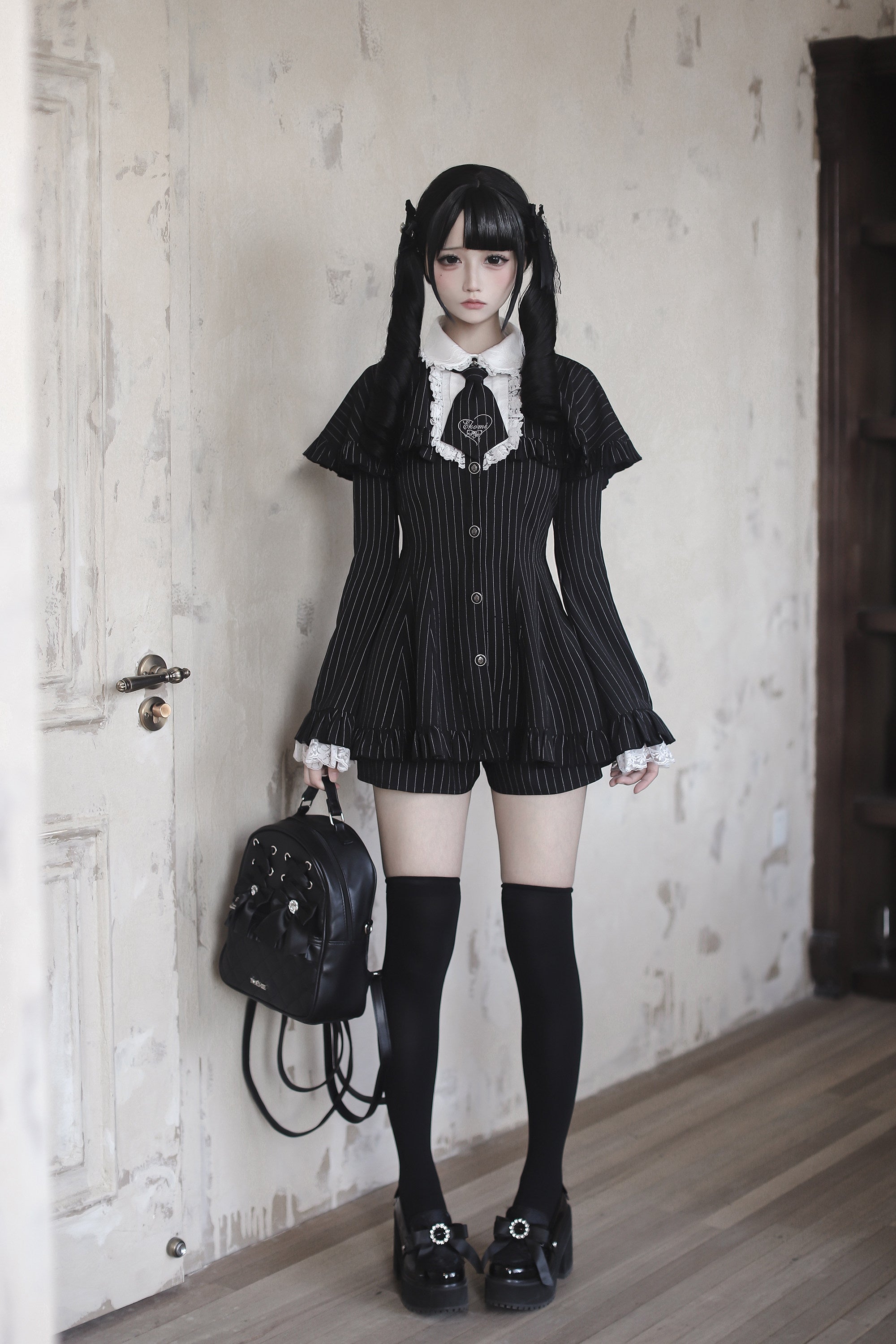 [Limited Edition: June 17] Night View Forest Striped Princess Jirai Kei Set