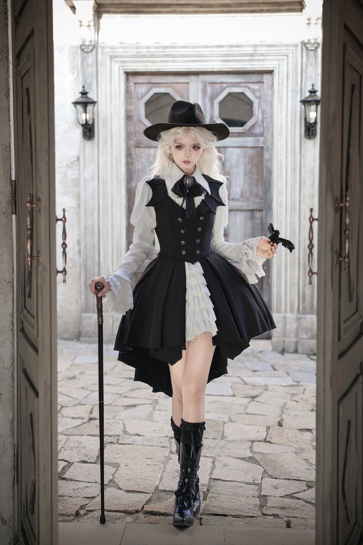Bat Butler Black Gothic Lolita Corset JSK and Blouse Set