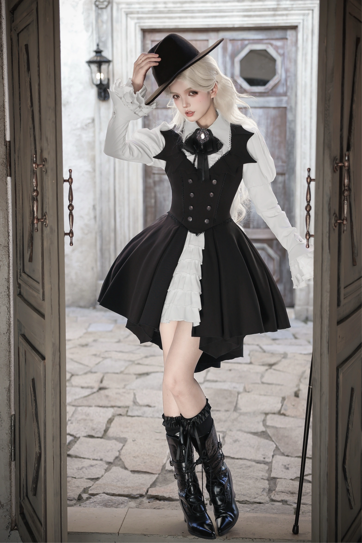 Bat Butler Black Gothic Lolita Corset JSK and Blouse Set