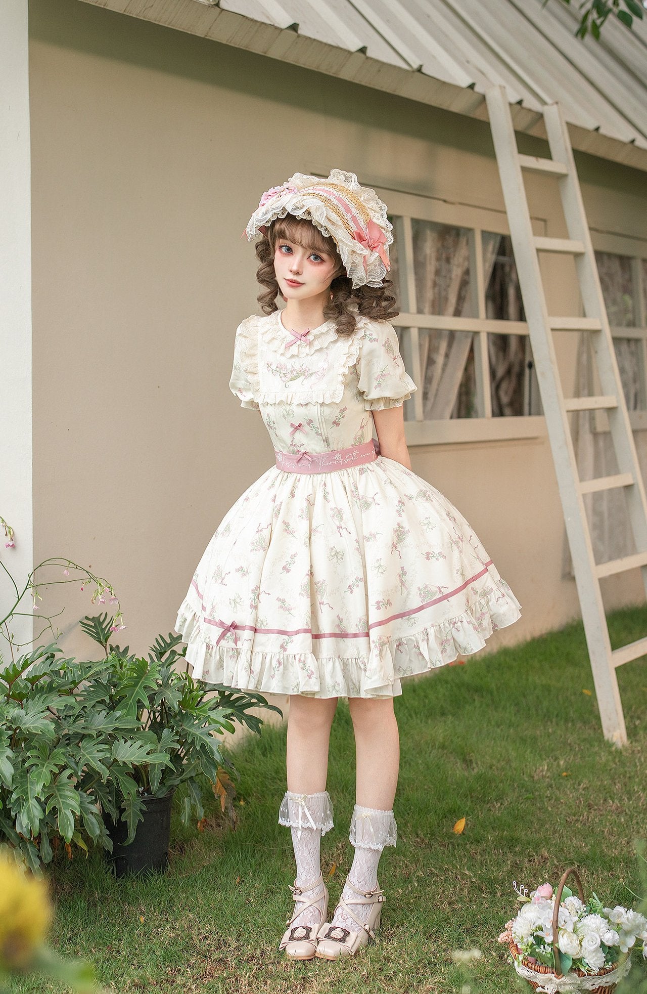 Fragrant Old Dream Pink Bellflower Embroidery Lolita OP & JSK