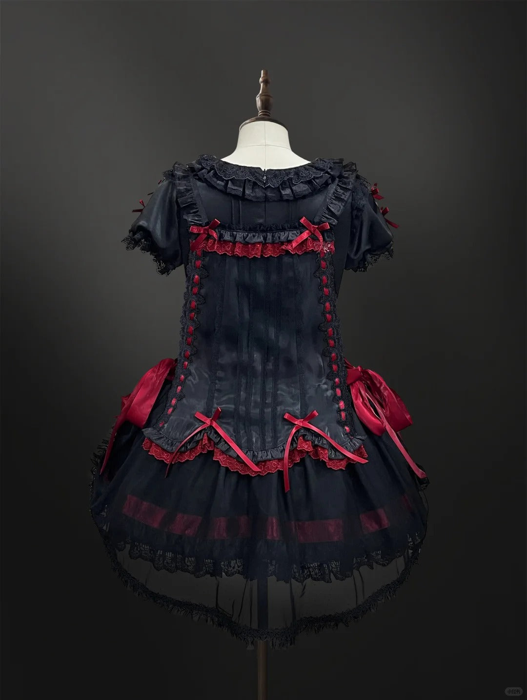 Strawberry Heart Bone Black and Red Gothic Lolita OP Dress