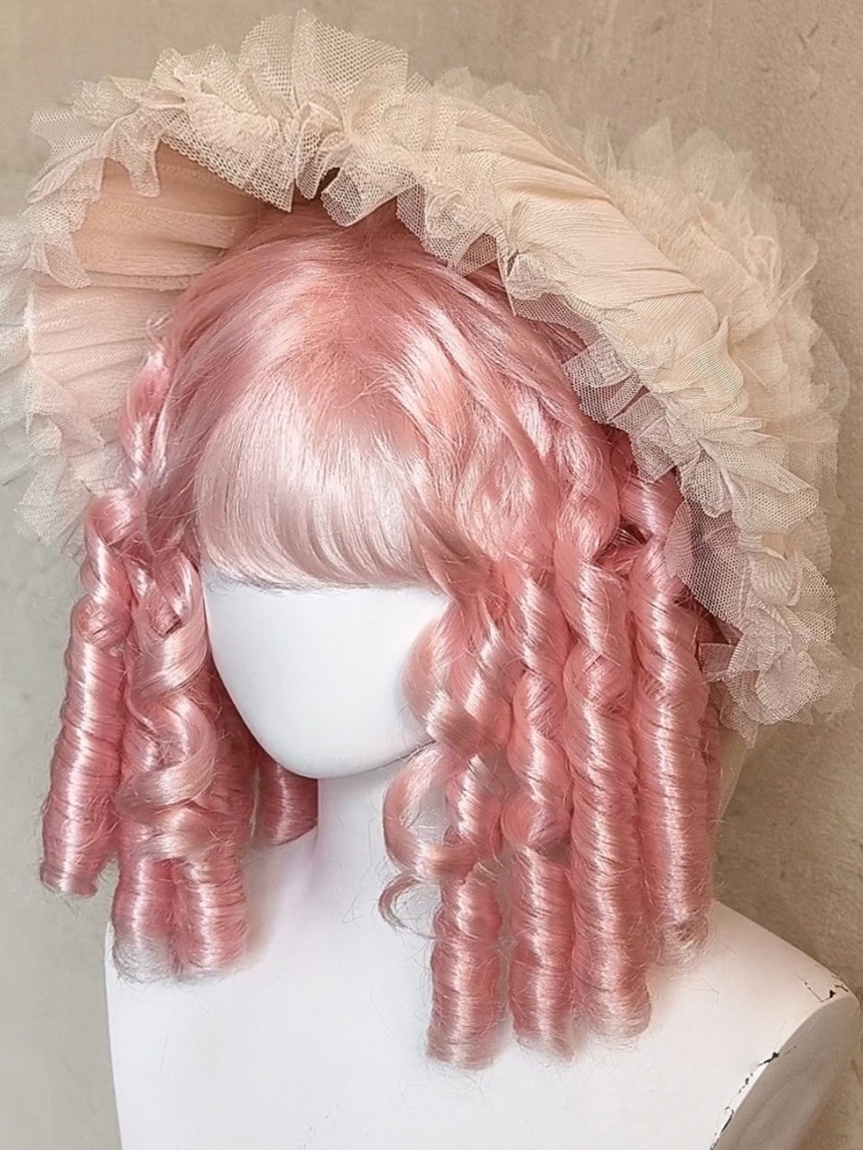 Lolita Short Sparkly Roman Curl Wig