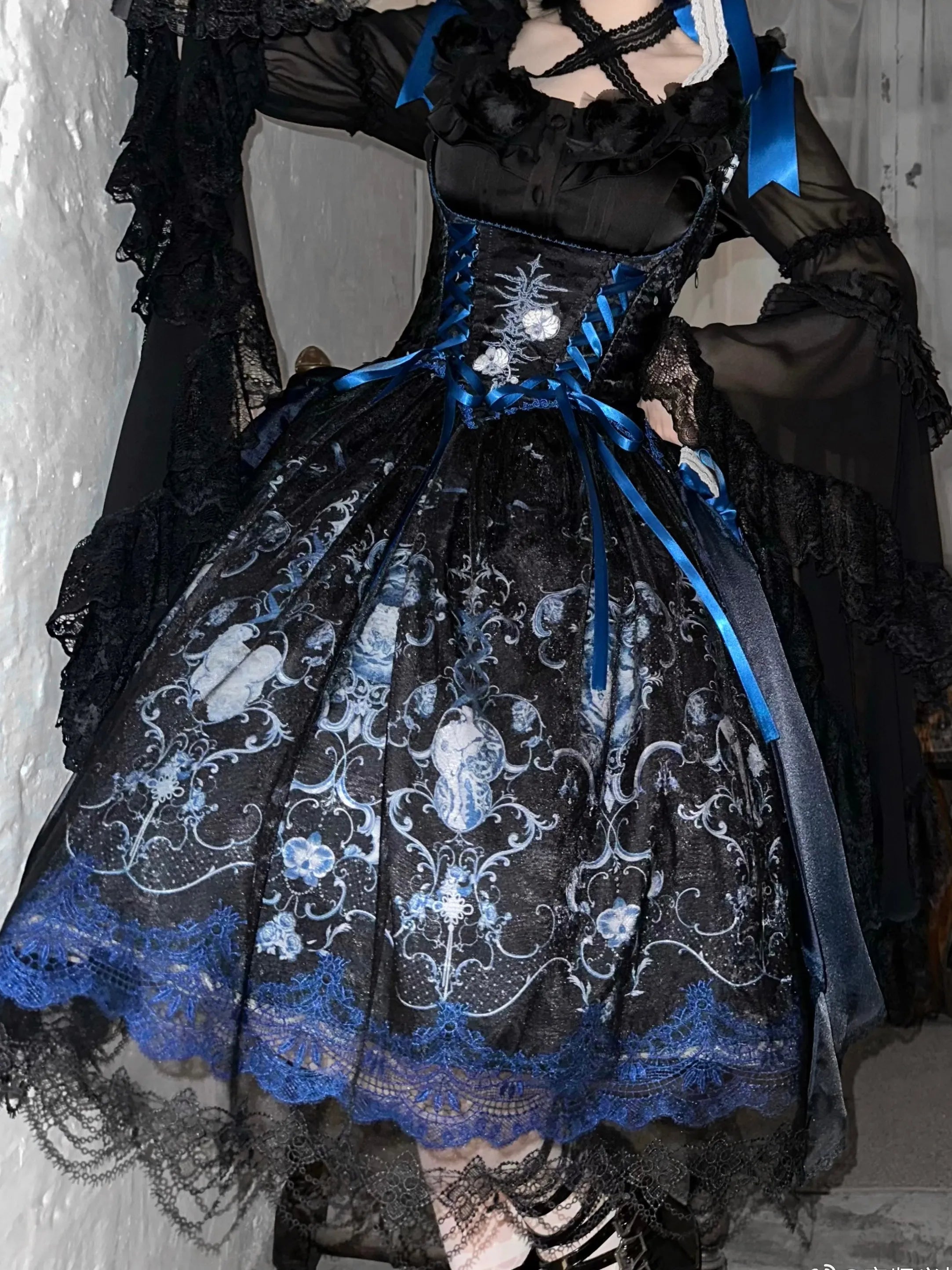 Ling Long Ci Blue Porcelain Butterfly Orchid Print Gothic Lolita Bustier JSK
