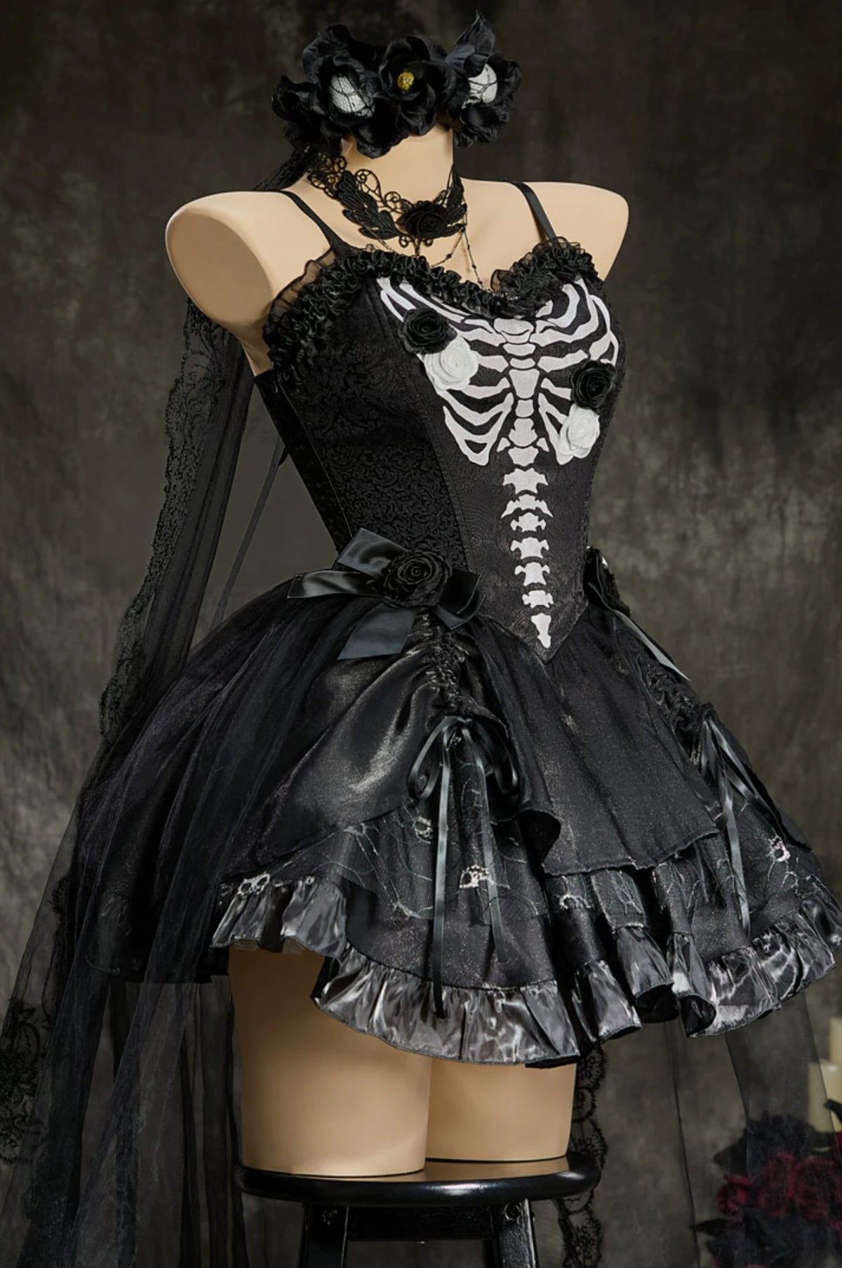 Metal Rose Gothic Dark Halloween Cosplay Costume