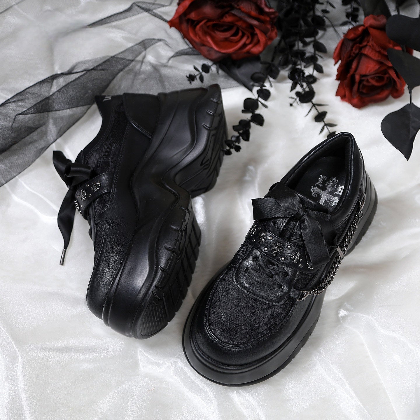 Twin Night Veil Gothic Lolita Round-Toe Sneakers