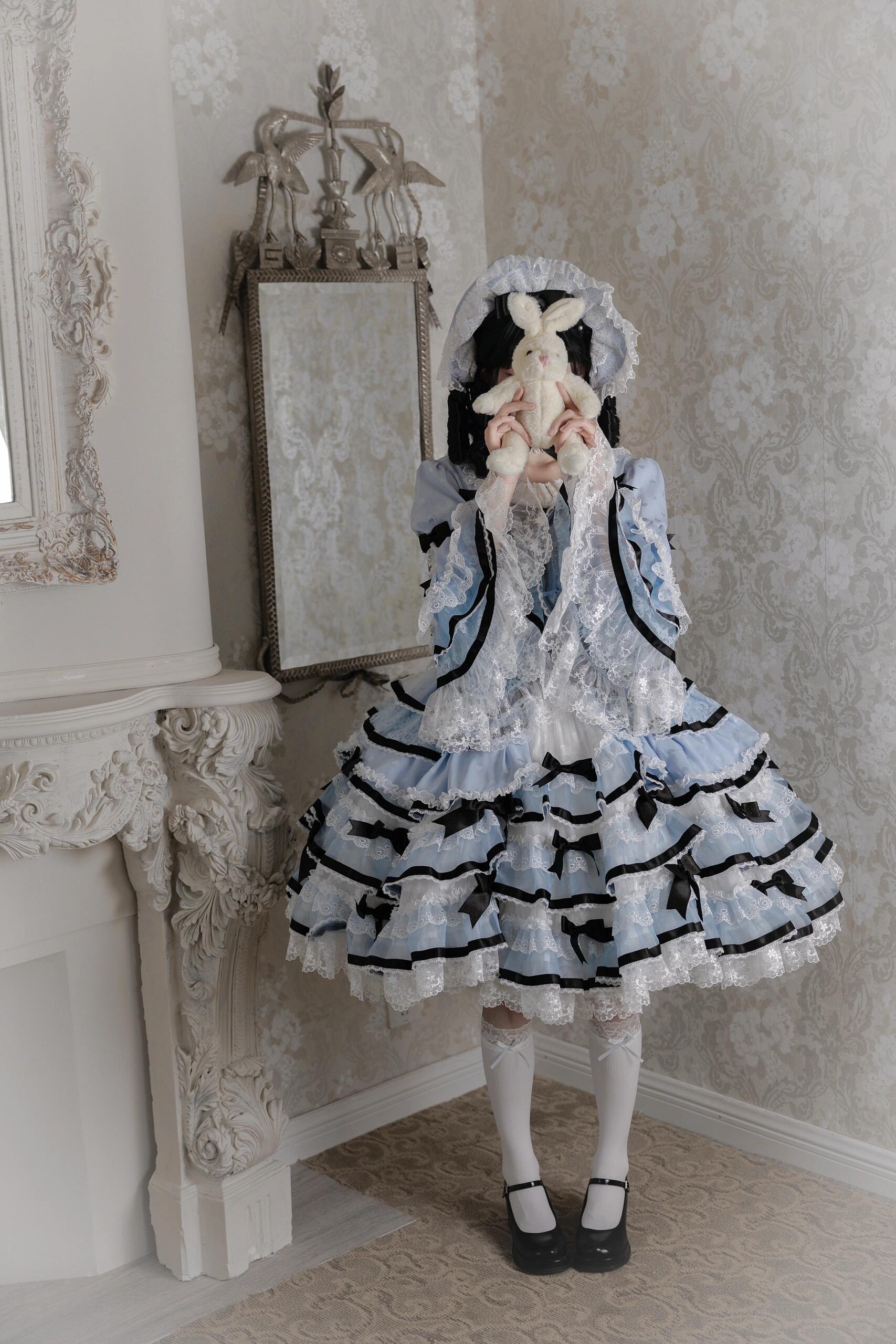 Deluxe Cake Alice Blue Black Tiered Ruffle Classic Lolita OP Set