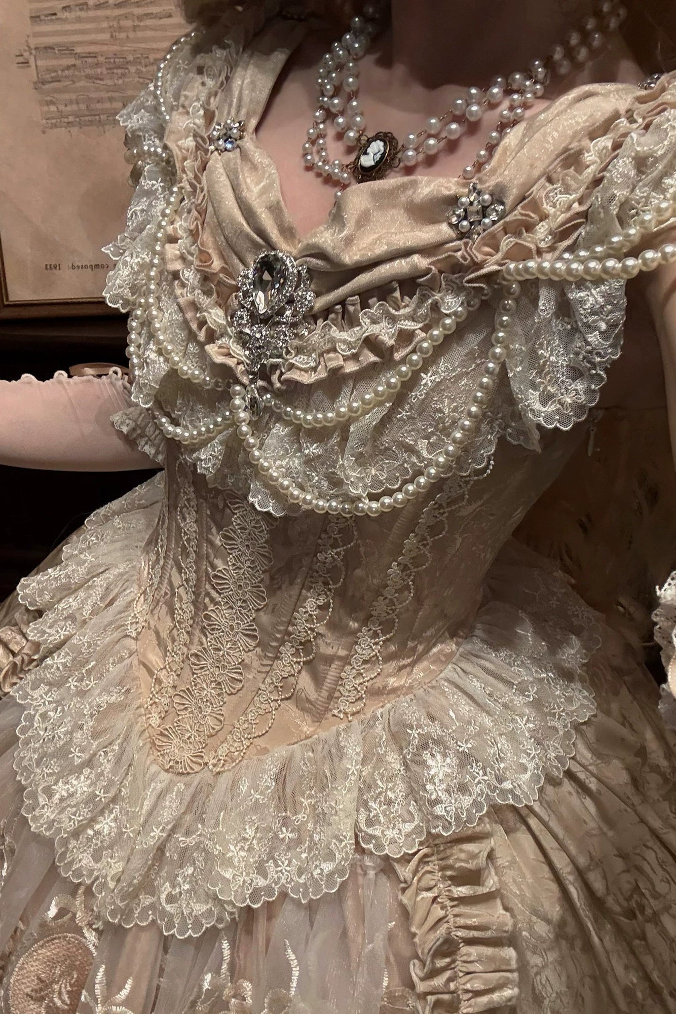 Bourbon Rose Ivory Fan Lace Embroidery Classic Lolita OP Dress