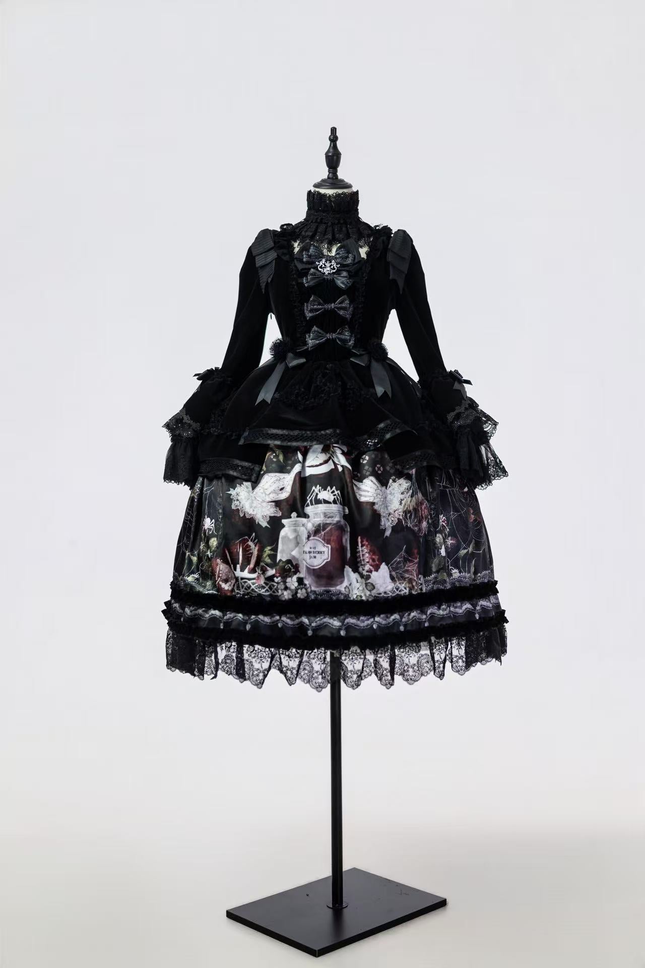Hunting Strawberry Velvet Gothic Sweet Lolita Dress SK & Jacket Set