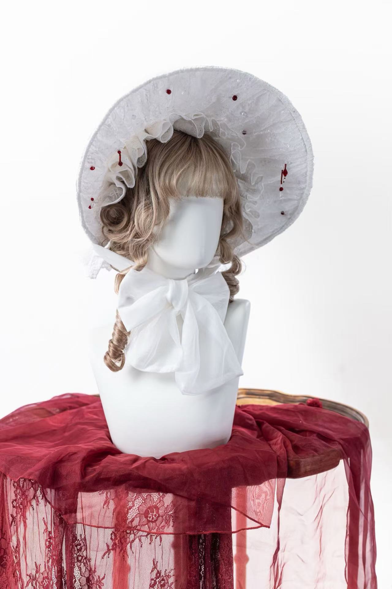 Hunting Strawberry Gothic Sweet Lolita Accessories Set