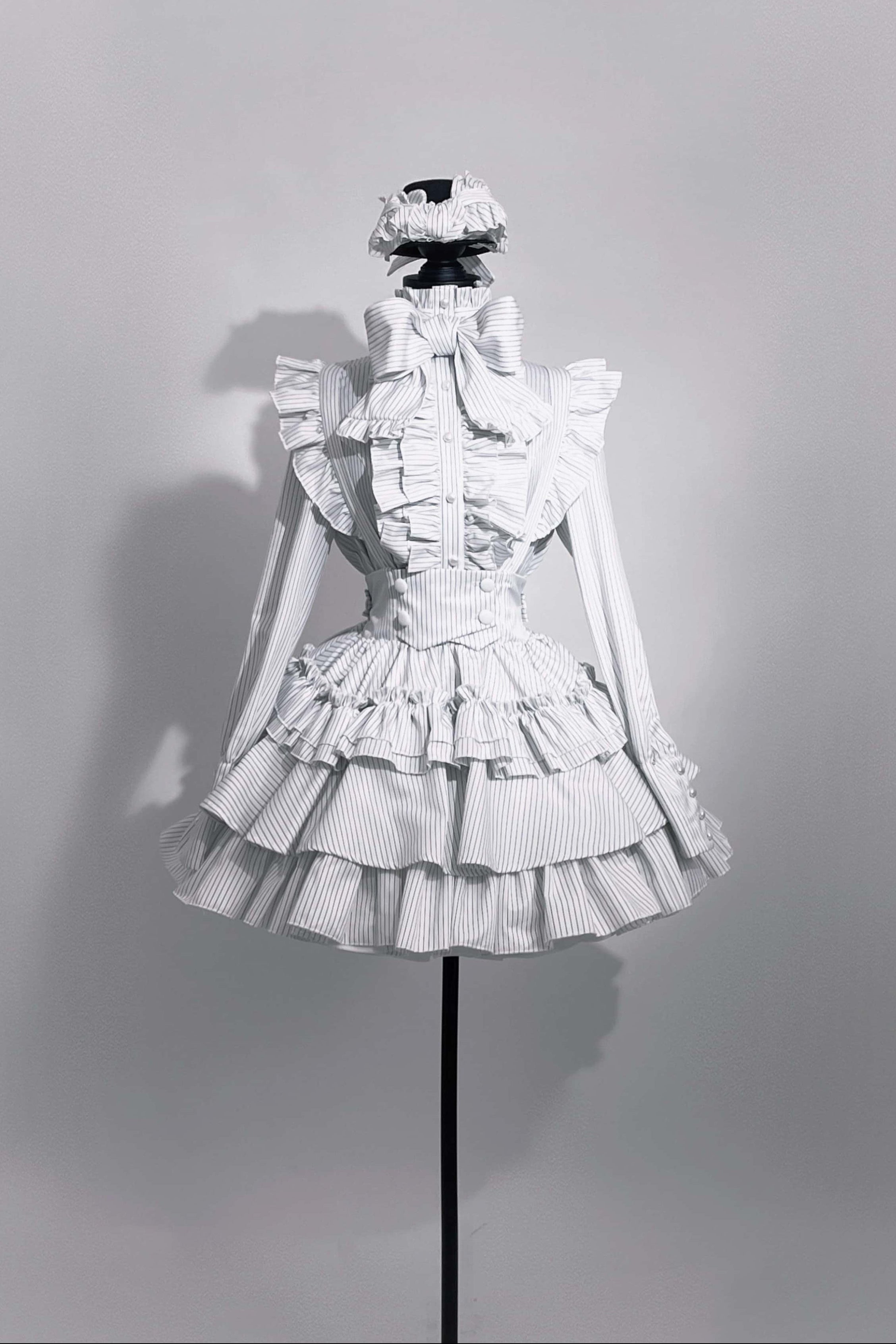 Doll Gift Box Gothic Lolita White Striped Shirt & Skirt Set