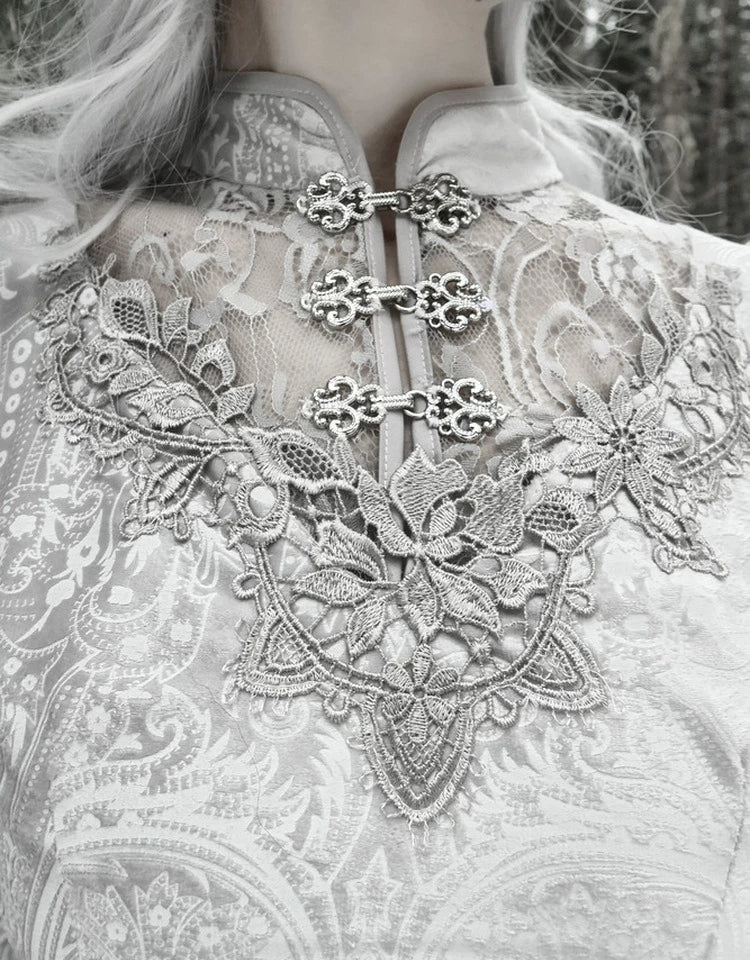Robe gothique « Murmures du royaume des neiges »