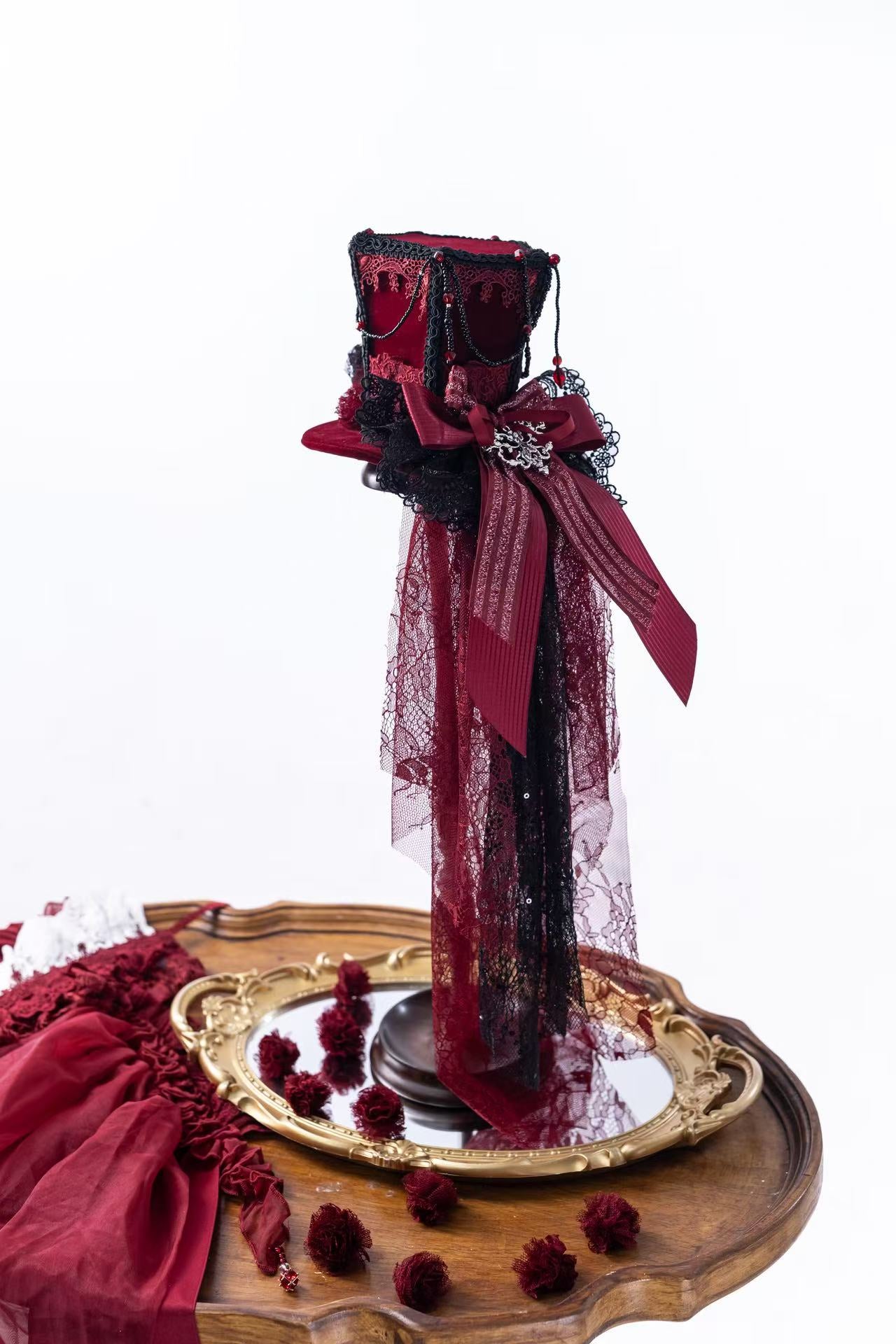 Hunting Strawberry Gothic Sweet Lolita Accessories Set