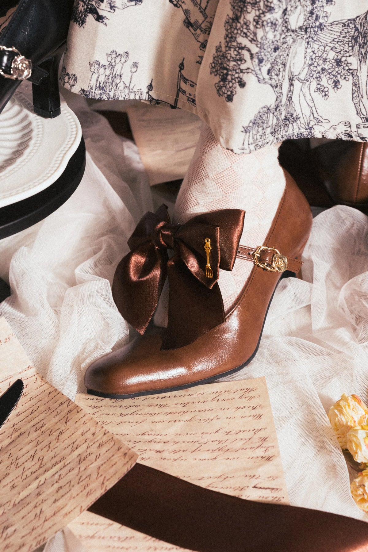 Afternoon Tea Vintage Bow Square Toe Mid Heel Lolita Mary Jane Pumps