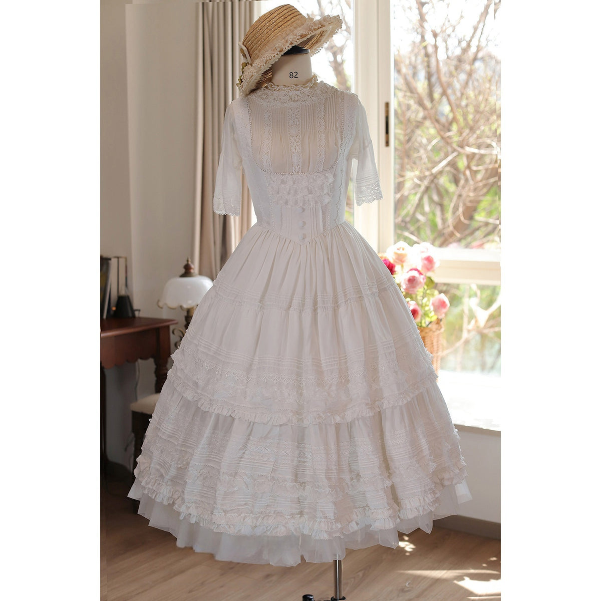 Margaret's Daisy V-Waist Bust-Support Classical Lolita JSK Dress