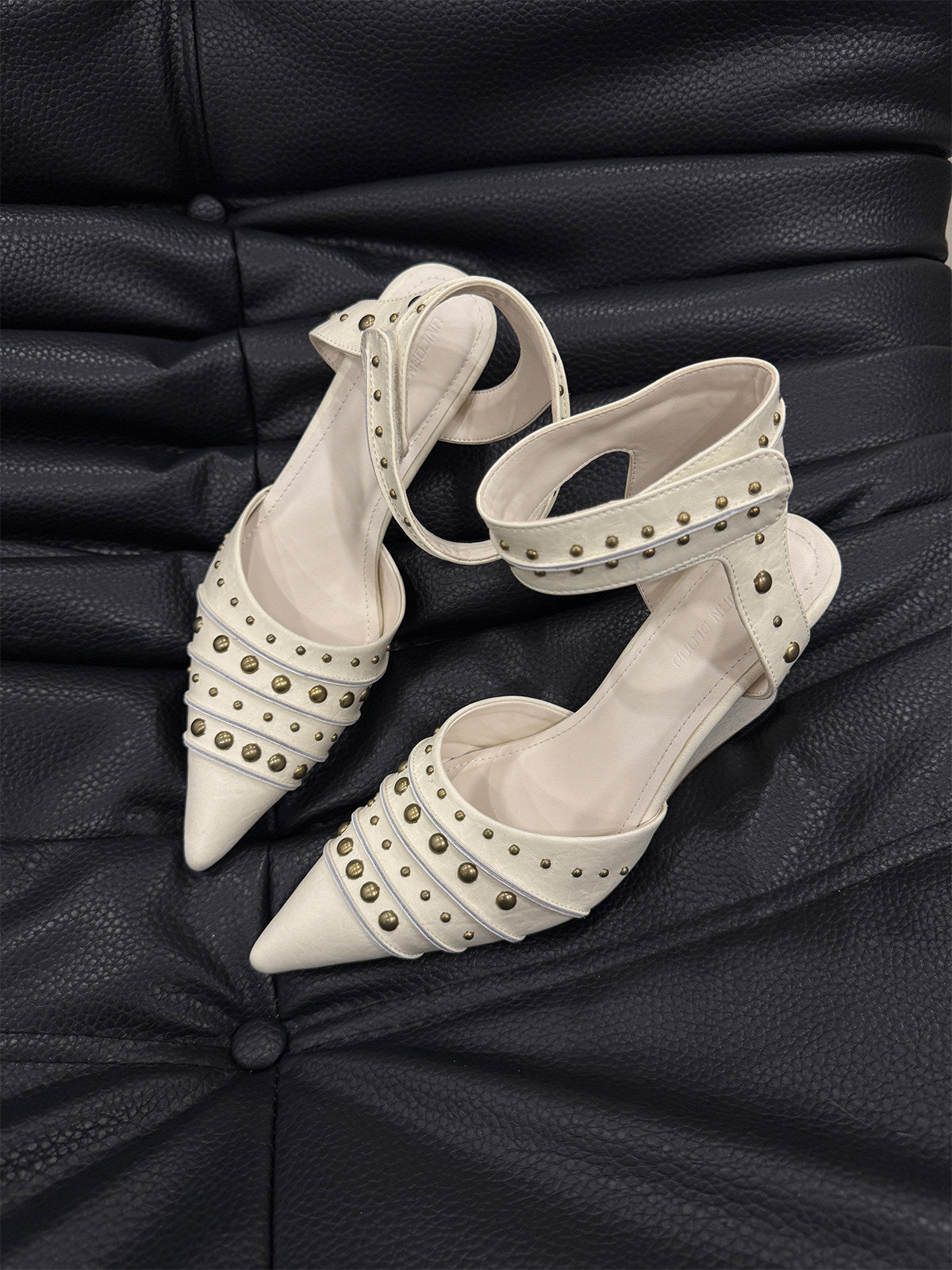 Tribal‑Style Spike‑Stud Pointed‑Toe Wedge‑Heel Pumps