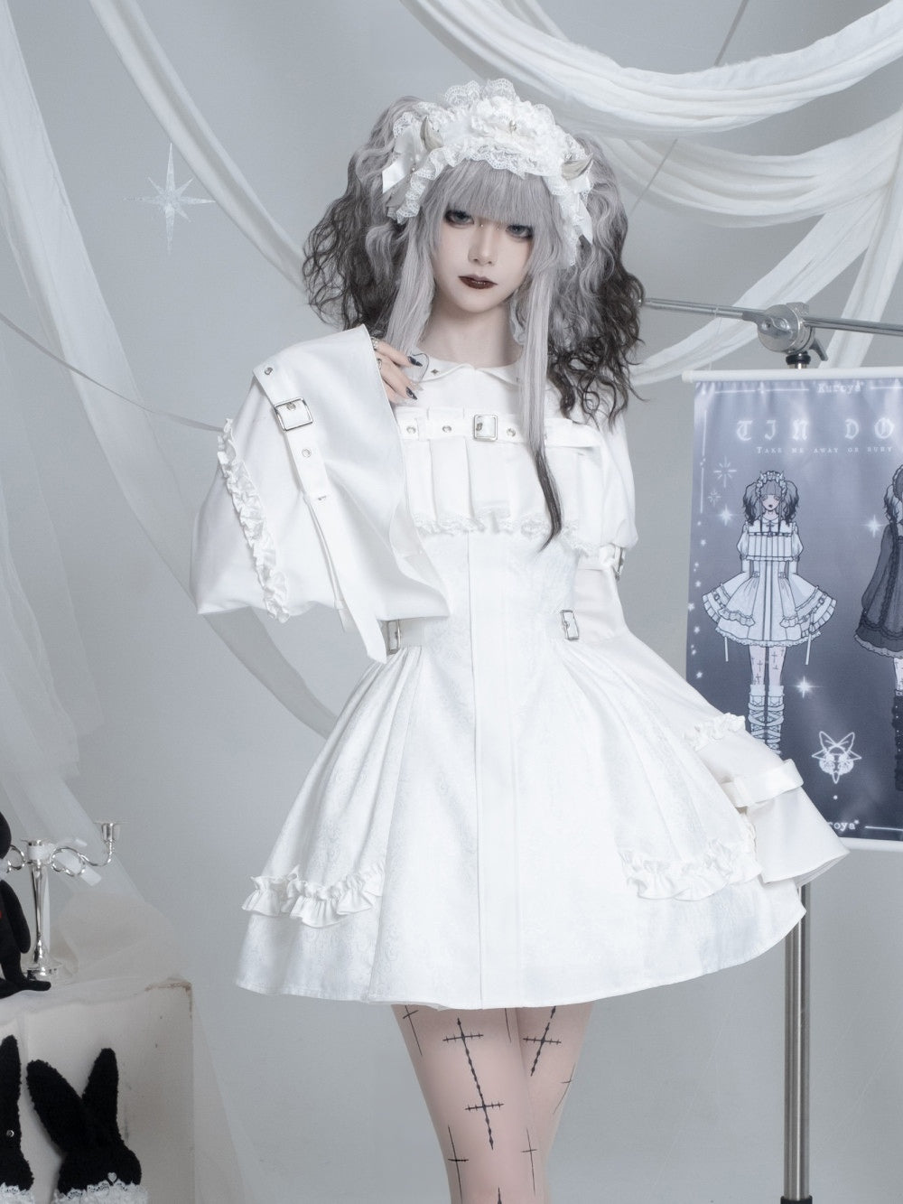 Tin Doll Black & White Gothic Lolita Lace Dress