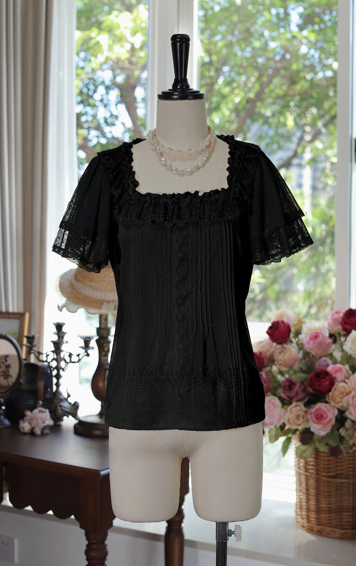 Jardin Garden Square Neck Flutter Sleeve Lolita Blouse