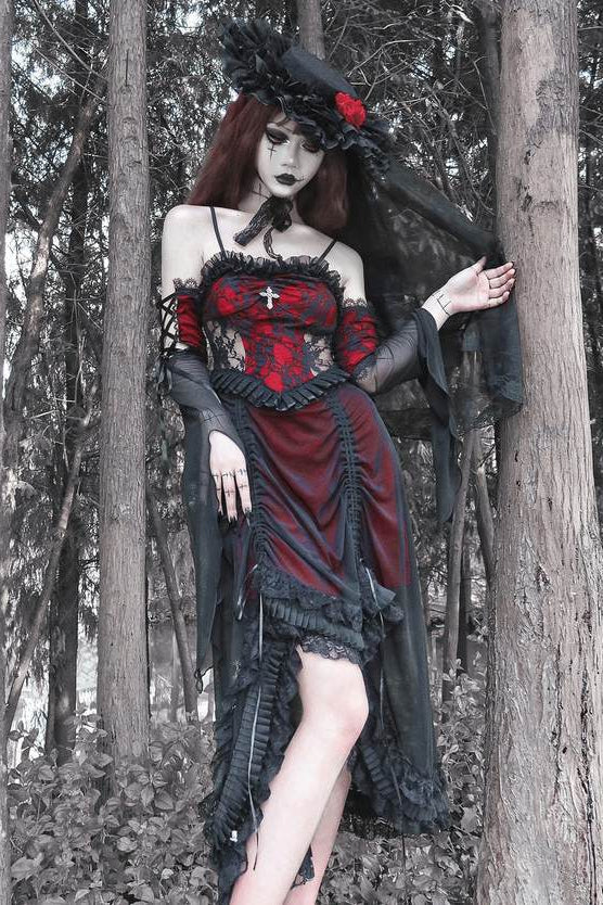 Night Visit Vampire Gothic Dress