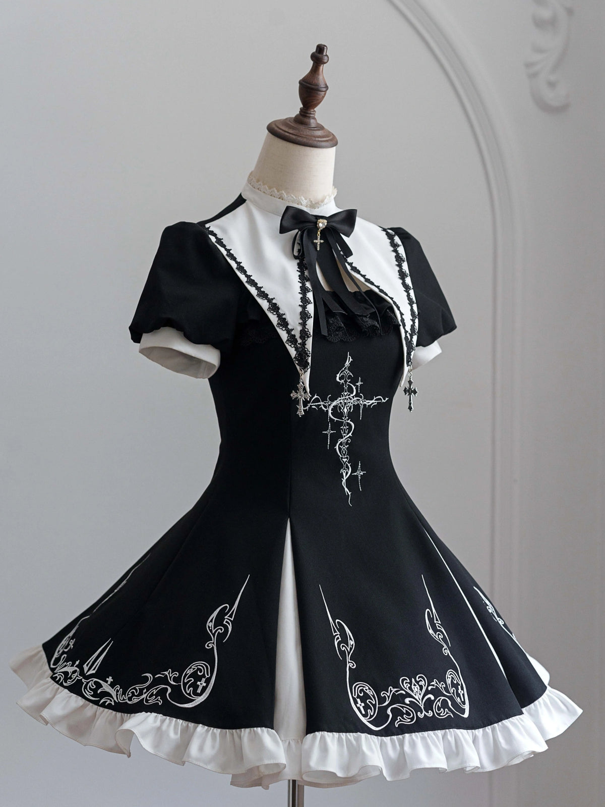 Nightfall Judgment Lolita Gothic‑Style Embroidered Long & Short OP Dress