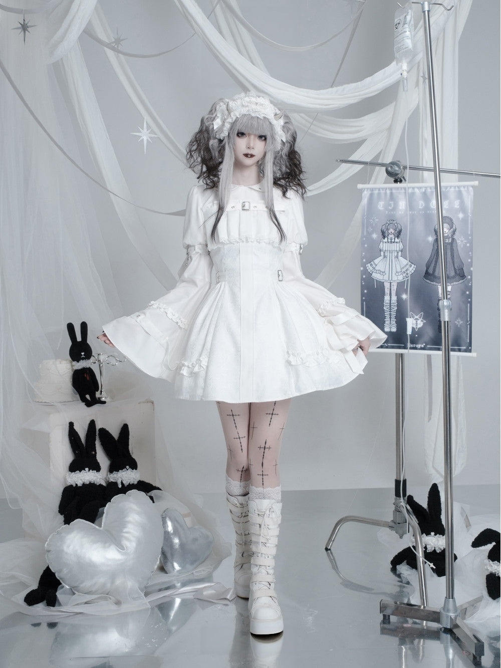 Tin Doll Black & White Gothic Lolita Lace Dress