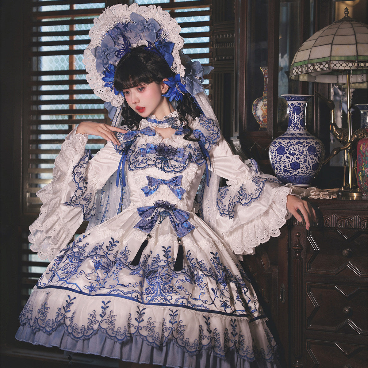 Butterfly Blue and White Porcelain Classic Lolita Accessories Set