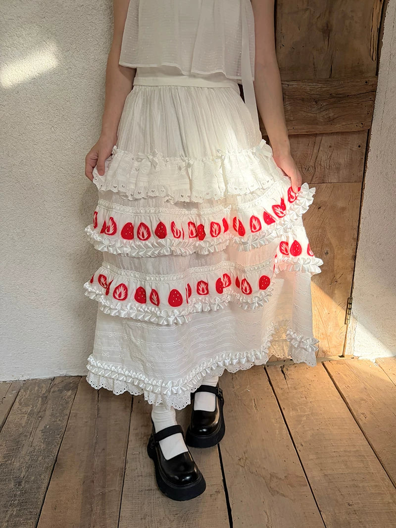 Strawberry Scent Cake Cross-section Print Lace Long Skirt